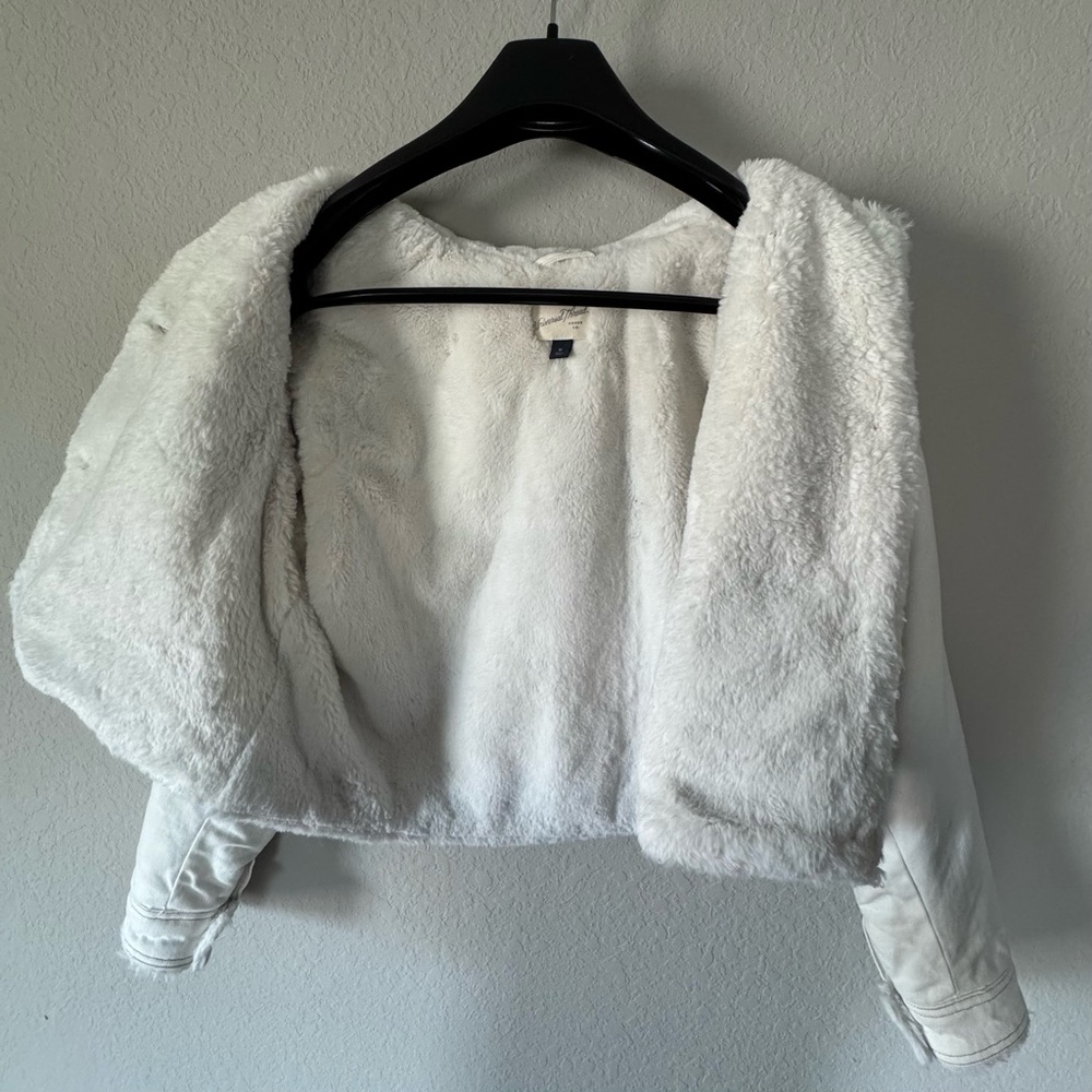 Universal Thread Faux Fur Lined Button Front Truc… - image 5